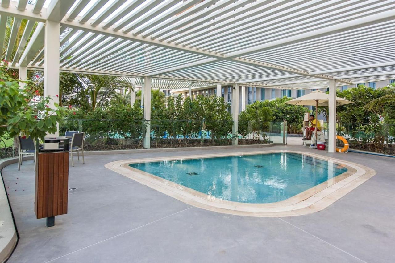 Luxe 3 Bedroom Oceanfront Apartment In The Heart Of Bluewaters Island Dubái Exterior foto