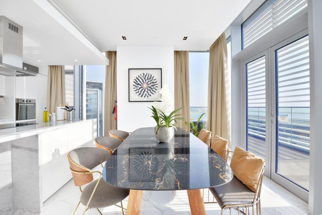 Luxe 3 Bedroom Oceanfront Apartment In The Heart Of Bluewaters Island Dubái Exterior foto