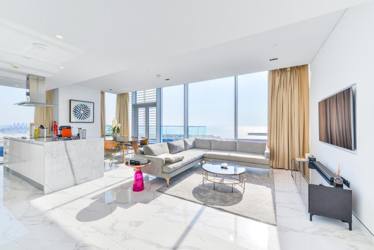 Luxe 3 Bedroom Oceanfront Apartment In The Heart Of Bluewaters Island Dubái Exterior foto